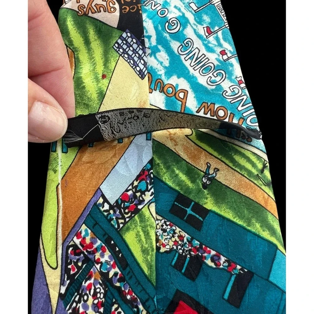 Vintage Nicole Miller 1992 Baseball Tie 100% Silk Hand-Sewn 54 ¾